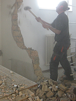 Peter Heel, hundert Tonnen Schutt - Abbruch mit dem Vorschlaghammer